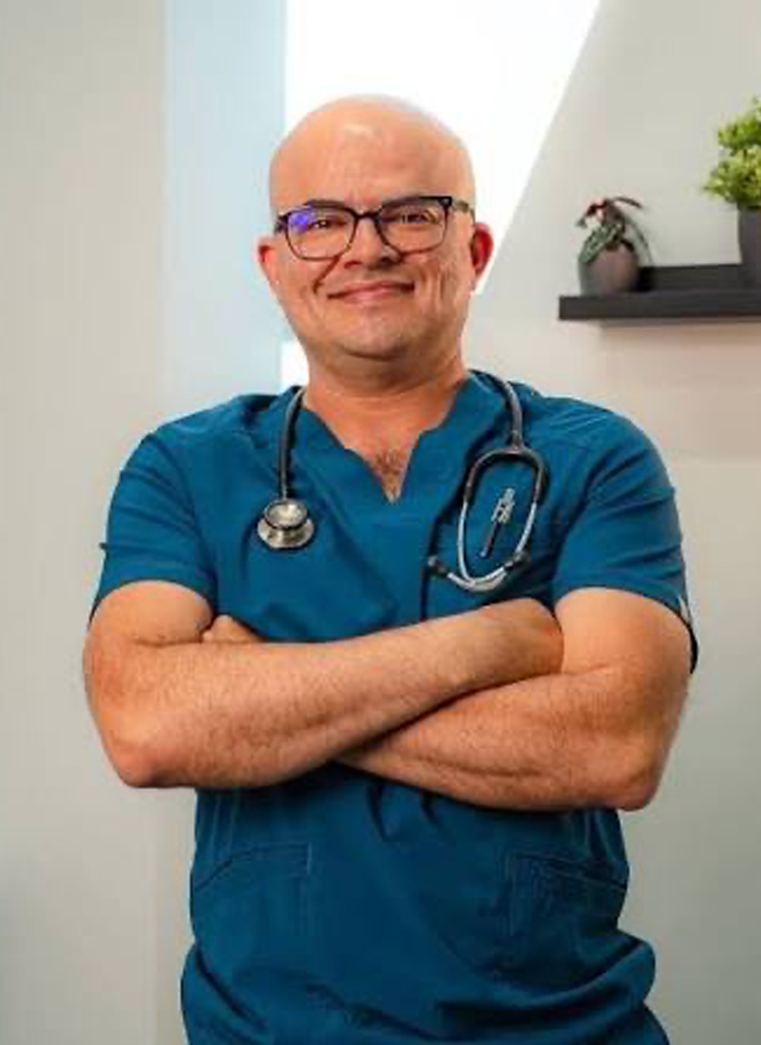 Dr. Gilberto Vergara